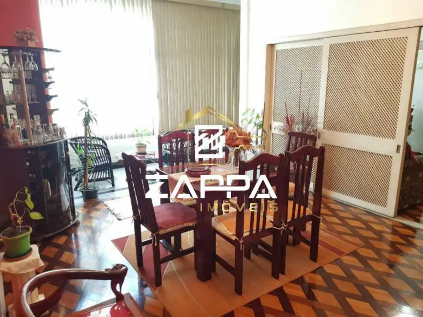 Apartamento com 3 quartos à venda, 140m2 em Rio De Janeiro - RJ - imagem 8 Foto 8 de Apartamento com 3 quartos à venda, 140m2 em Rio De Janeiro - RJ