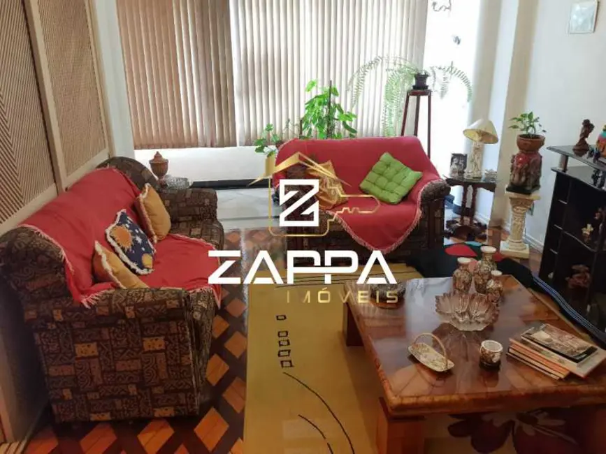 Apartamento com 3 quartos à venda, 140m2 em Rio De Janeiro - RJ - imagem 5 Foto 5 de Apartamento com 3 quartos à venda, 140m2 em Rio De Janeiro - RJ