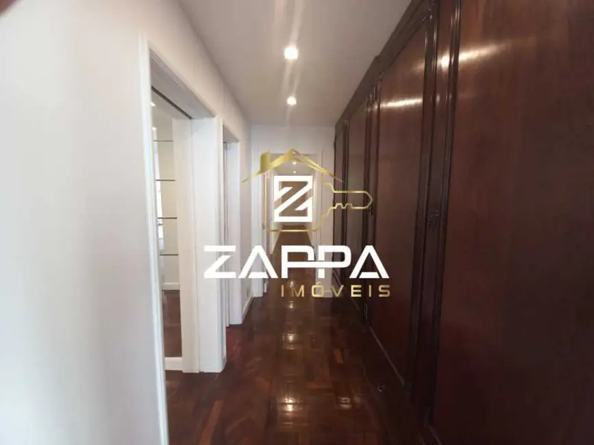 Apartamento com 4 quartos à venda, 290m2 em Rio De Janeiro - RJ - imagem 7 Foto 7 de Apartamento com 4 quartos à venda, 290m2 em Rio De Janeiro - RJ