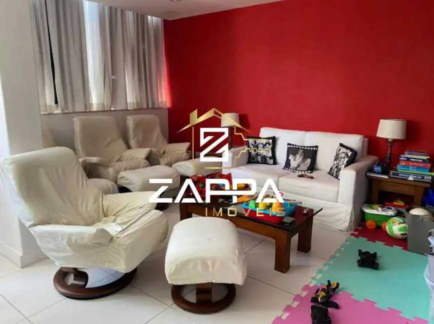 Apartamento com 4 quartos à venda, 235m2 em Rio De Janeiro - RJ - imagem 6 Foto 6 de Apartamento com 4 quartos à venda, 235m2 em Rio De Janeiro - RJ