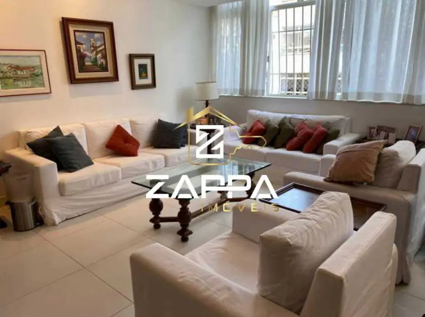 Apartamento com 4 quartos à venda, 235m2 em Rio De Janeiro - RJ - imagem 2 Foto 2 de Apartamento com 4 quartos à venda, 235m2 em Rio De Janeiro - RJ