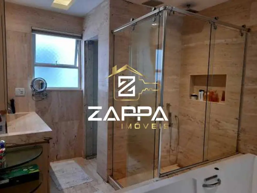 Foto 9 de Apartamento com 4 quartos à venda, 220m2 em Rio De Janeiro - RJ