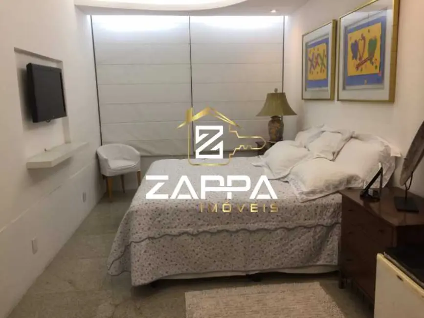 Foto 8 de Apartamento com 4 quartos à venda, 220m2 em Rio De Janeiro - RJ