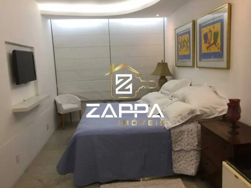 Foto 7 de Apartamento com 4 quartos à venda, 220m2 em Rio De Janeiro - RJ
