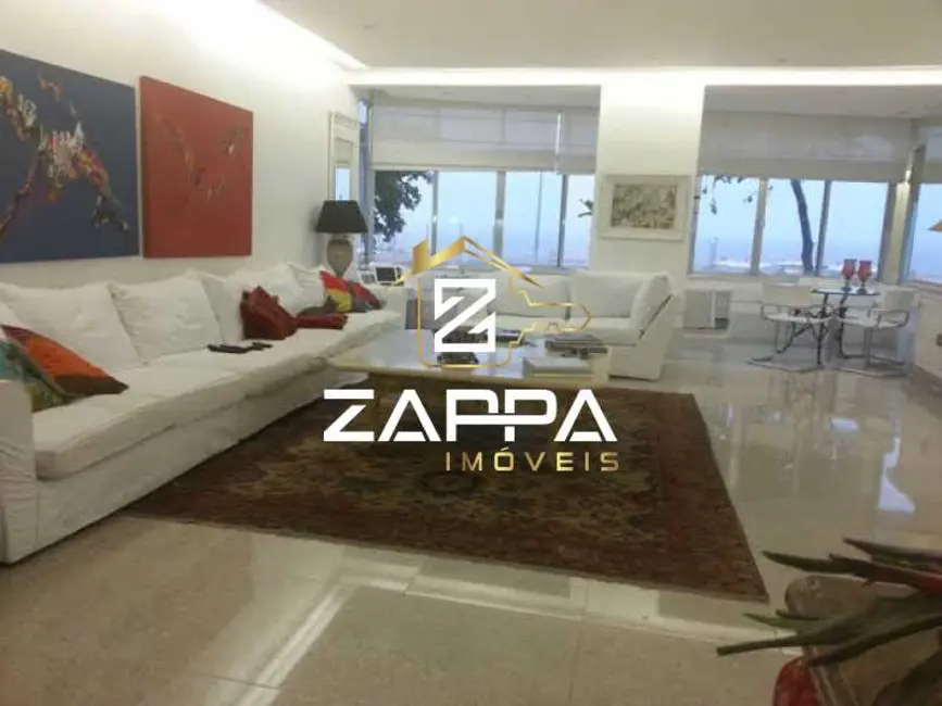 Foto 1 de Apartamento com 4 quartos à venda, 220m2 em Rio De Janeiro - RJ
