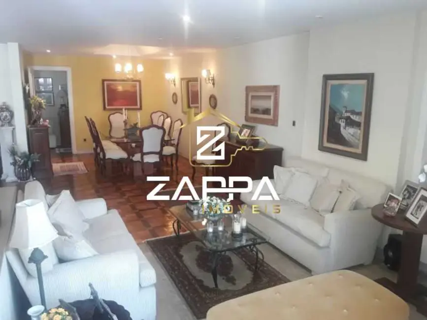 Apartamento com 5 quartos à venda, 220m2 em Rio De Janeiro - RJ - imagem 1 Foto 1 de Apartamento com 5 quartos à venda, 220m2 em Rio De Janeiro - RJ
