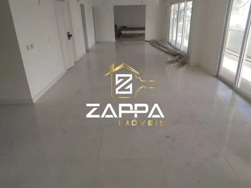 Cobertura com 5 quartos à venda, 458m2 em Rio De Janeiro - RJ - imagem 2 Foto 2 de Cobertura com 5 quartos à venda, 458m2 em Rio De Janeiro - RJ