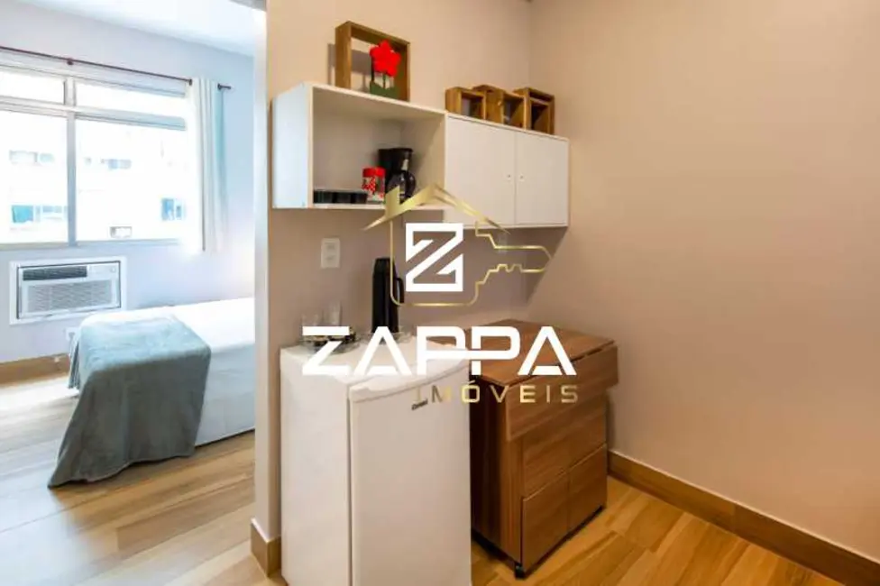 Kitnet com 1 quarto à venda, 30m2 em Rio De Janeiro - RJ - imagem 3 Foto 3 de Kitnet com 1 quarto à venda, 30m2 em Rio De Janeiro - RJ