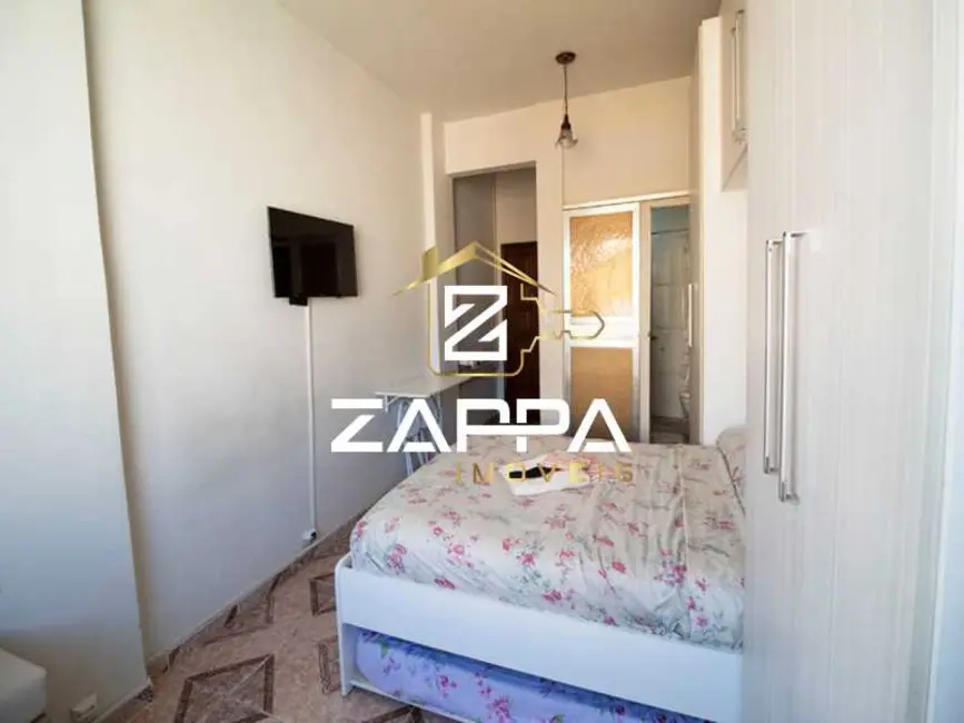 Kitnet com 1 quarto à venda, 25m2 em Rio De Janeiro - RJ - imagem 2 Foto 2 de Kitnet com 1 quarto à venda, 25m2 em Rio De Janeiro - RJ