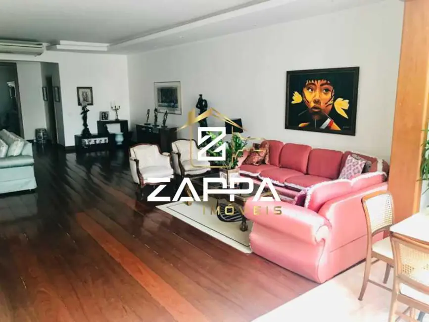 Apartamento com 3 quartos à venda, 280m2 em Rio De Janeiro - RJ - imagem 3 Foto 3 de Apartamento com 3 quartos à venda, 280m2 em Rio De Janeiro - RJ