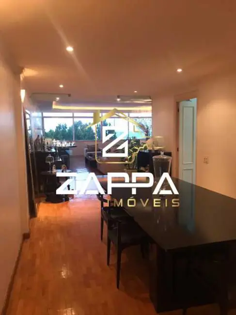 Foto 7 de Apartamento com 3 quartos à venda, 220m2 em Rio De Janeiro - RJ