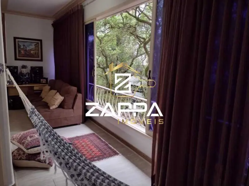 Apartamento com 4 quartos à venda, 191m2 em Rio De Janeiro - RJ - imagem 5 Foto 5 de Apartamento com 4 quartos à venda, 191m2 em Rio De Janeiro - RJ