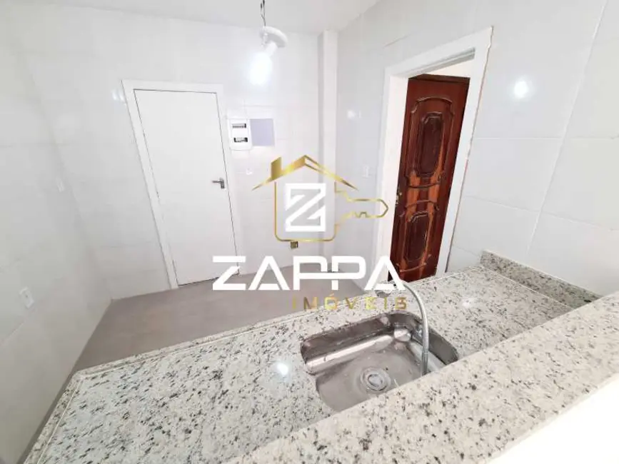 Foto 9 de Apartamento com 2 quartos à venda, 70m2 em Rio De Janeiro - RJ