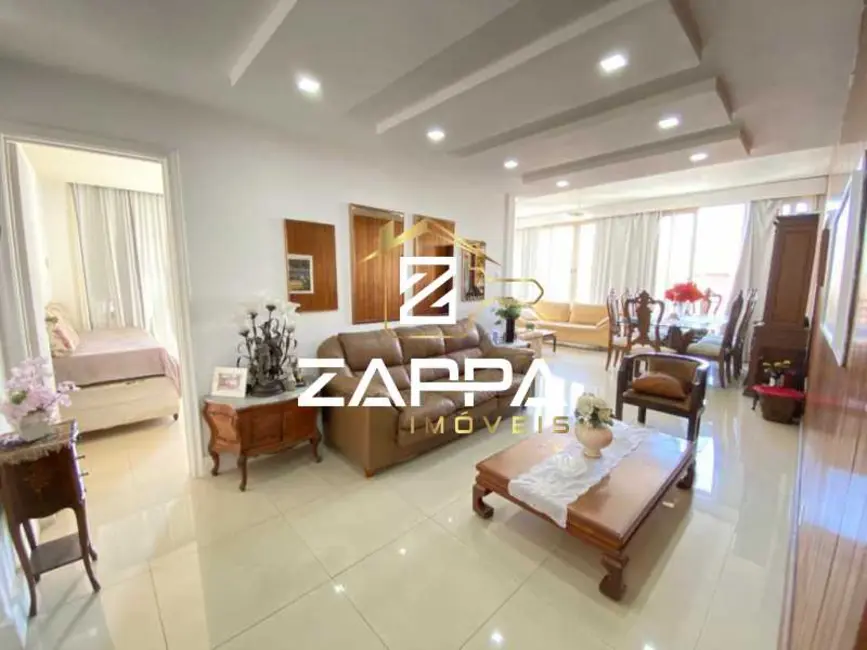Foto 1 de Apartamento com 4 quartos à venda, 180m2 em Rio De Janeiro - RJ