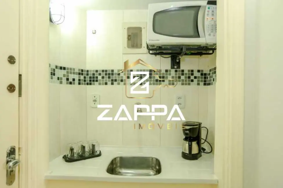 Kitnet com 1 quarto à venda, 25m2 em Rio De Janeiro - RJ - imagem 7 Foto 7 de Kitnet com 1 quarto à venda, 25m2 em Rio De Janeiro - RJ