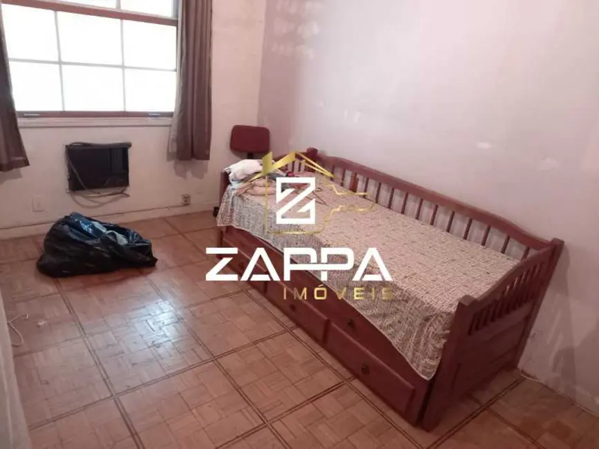 Foto 6 de Apartamento com 4 quartos à venda, 160m2 em Rio De Janeiro - RJ
