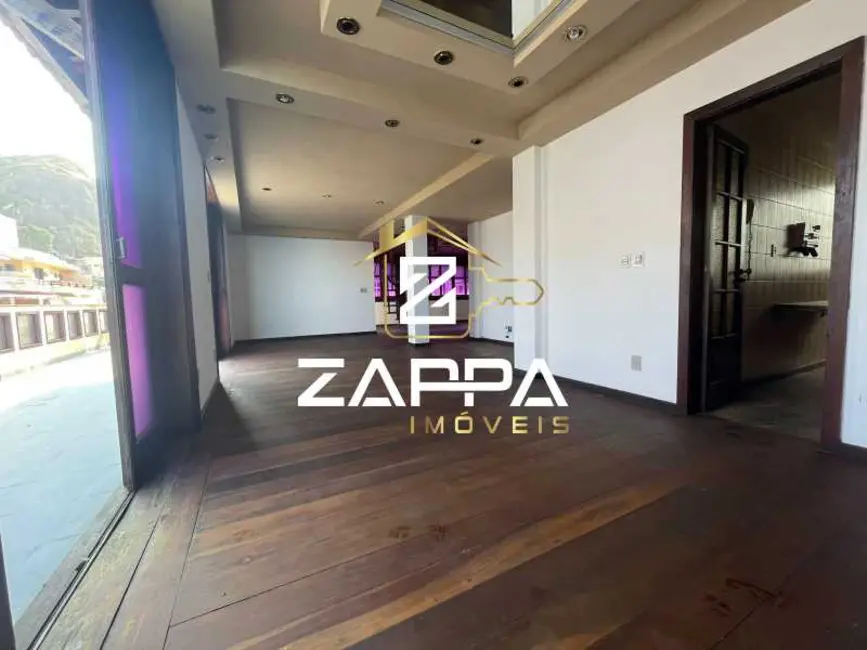 Cobertura com 3 quartos à venda, 220m2 em Rio De Janeiro - RJ - imagem 3 Foto 3 de Cobertura com 3 quartos à venda, 220m2 em Rio De Janeiro - RJ