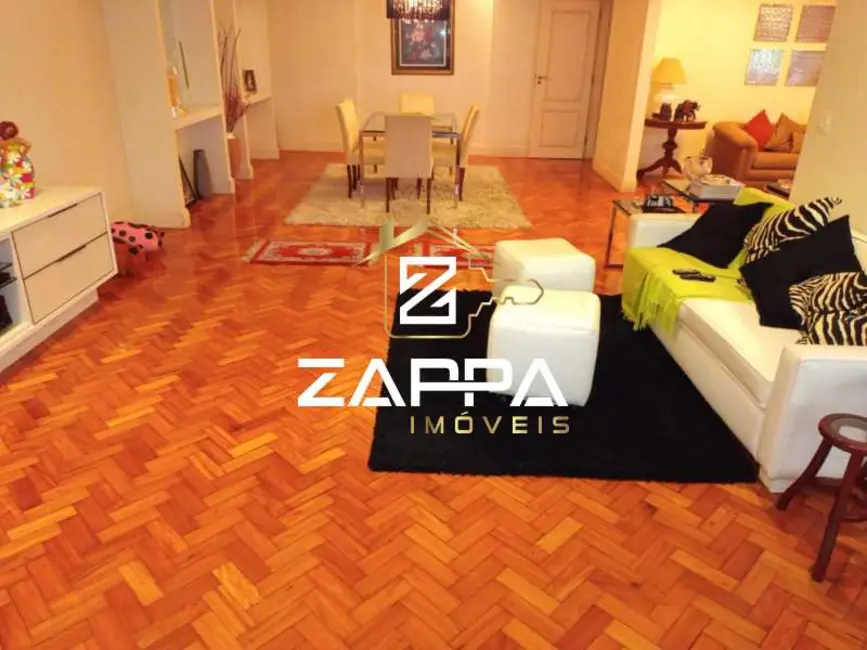 Foto 3 de Apartamento com 4 quartos à venda, 310m2 em Rio De Janeiro - RJ