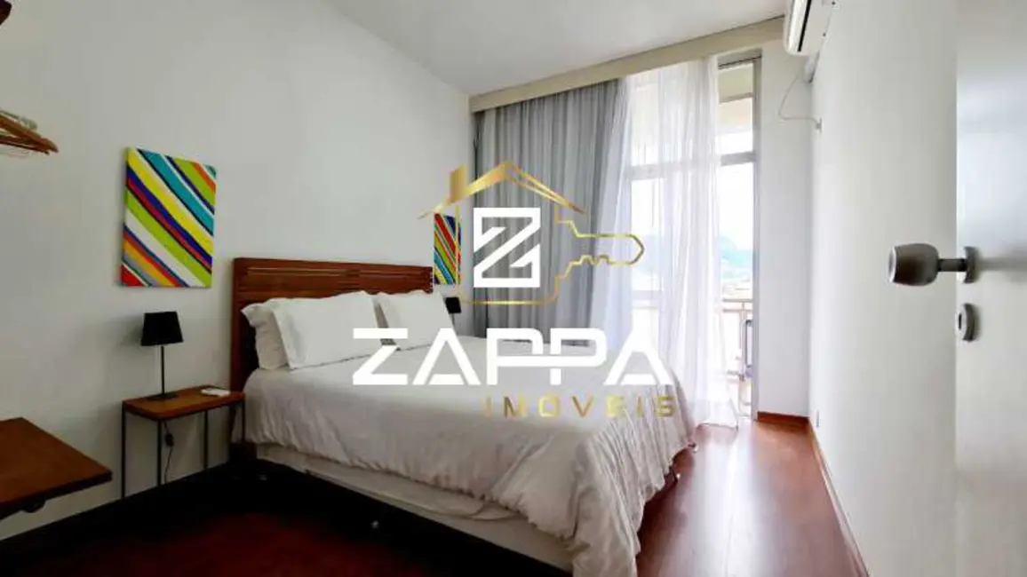 Apartamento com 4 quartos para alugar, 243m2 em Rio De Janeiro - RJ - imagem 9 Foto 9 de Apartamento com 4 quartos para alugar, 243m2 em Rio De Janeiro - RJ