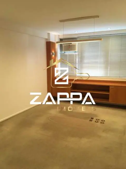 Sala Comercial à venda, 97m2 em Rio De Janeiro - RJ - imagem 9 Foto 9 de Sala Comercial à venda, 97m2 em Rio De Janeiro - RJ