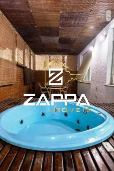 Apartamento com 4 quartos à venda, 200m2 em Rio De Janeiro - RJ - imagem 3 Foto 3 de Apartamento com 4 quartos à venda, 200m2 em Rio De Janeiro - RJ