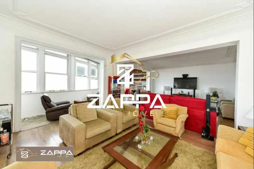 Foto 3 de Apartamento com 4 quartos à venda, 250m2 em Rio De Janeiro - RJ