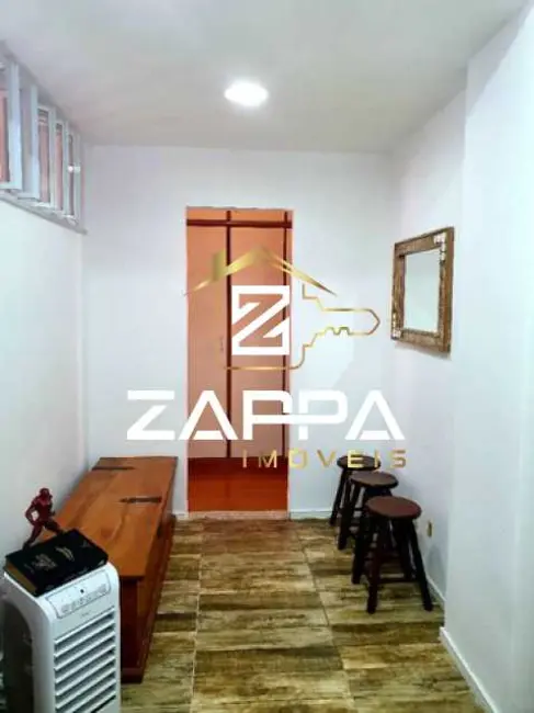 Kitnet com 1 quarto à venda, 36m2 em Rio De Janeiro - RJ - imagem 2 Foto 2 de Kitnet com 1 quarto à venda, 36m2 em Rio De Janeiro - RJ