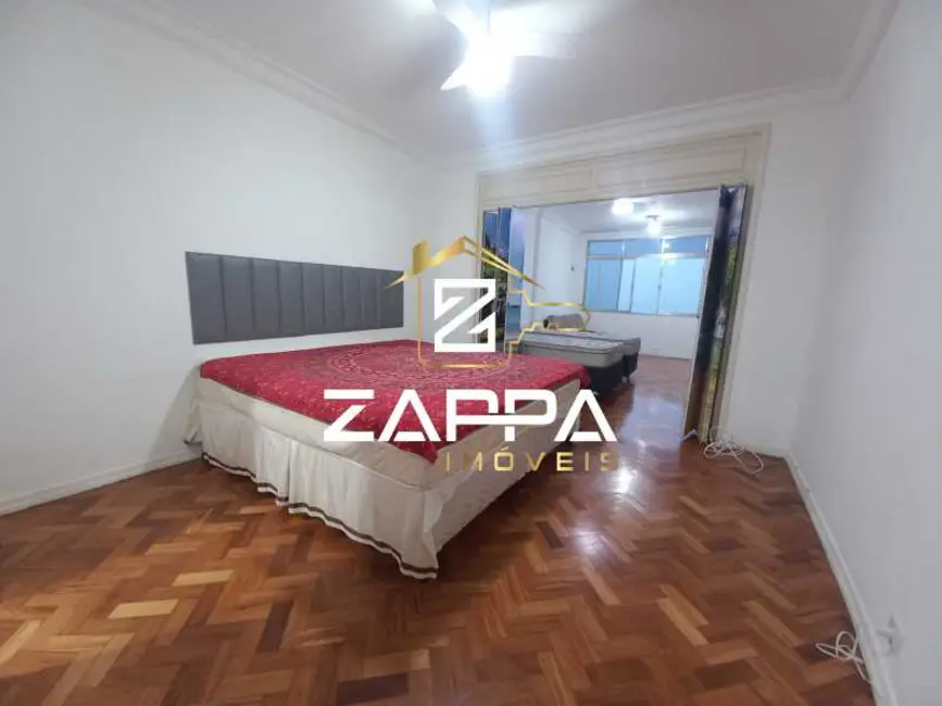 Apartamento com 6 quartos à venda, 320m2 em Rio De Janeiro - RJ - imagem 9 Foto 9 de Apartamento com 6 quartos à venda, 320m2 em Rio De Janeiro - RJ