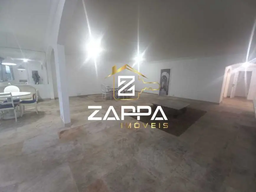 Apartamento com 6 quartos à venda, 320m2 em Rio De Janeiro - RJ - imagem 2 Foto 2 de Apartamento com 6 quartos à venda, 320m2 em Rio De Janeiro - RJ