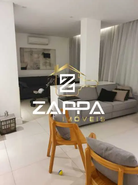 Foto 3 de Apartamento com 3 quartos à venda, 130m2 em Rio De Janeiro - RJ