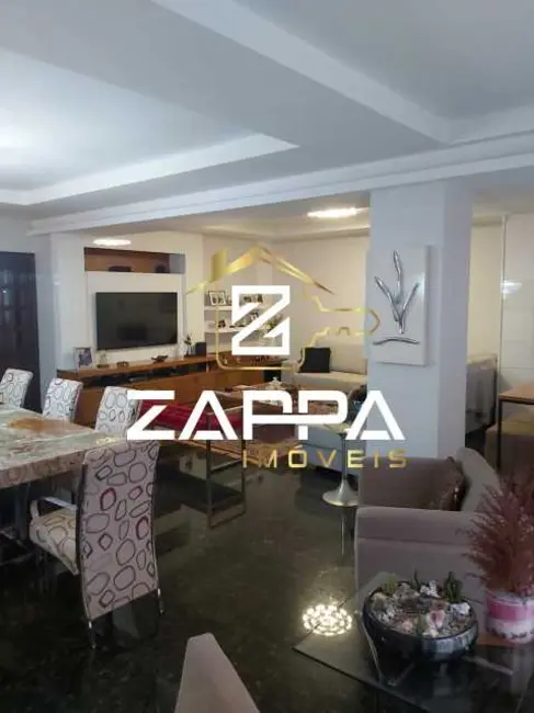 Foto 6 de Apartamento com 3 quartos à venda, 220m2 em Rio De Janeiro - RJ