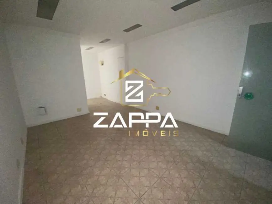 Sala Comercial à venda e para alugar, 150m2 em Rio De Janeiro - RJ - imagem 2 Foto 2 de Sala Comercial à venda e para alugar, 150m2 em Rio De Janeiro - RJ