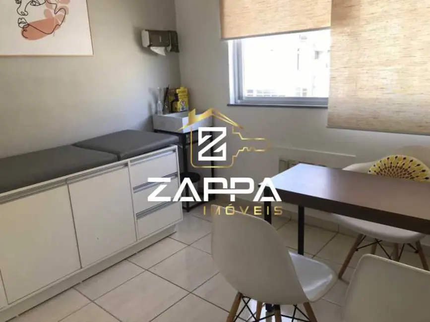 Sala Comercial à venda e para alugar, 32m2 em Rio De Janeiro - RJ - imagem 4 Foto 4 de Sala Comercial à venda e para alugar, 32m2 em Rio De Janeiro - RJ