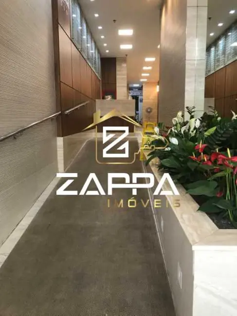 Sala Comercial à venda e para alugar, 32m2 em Rio De Janeiro - RJ - imagem 1 Foto 1 de Sala Comercial à venda e para alugar, 32m2 em Rio De Janeiro - RJ