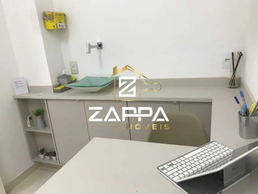 Sala Comercial à venda e para alugar, 32m2 em Rio De Janeiro - RJ - imagem 9 Foto 9 de Sala Comercial à venda e para alugar, 32m2 em Rio De Janeiro - RJ