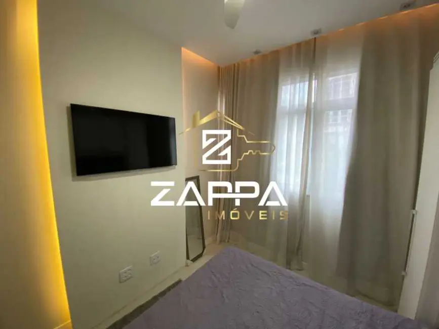 Foto 8 de Apartamento com 2 quartos à venda, 70m2 em Rio De Janeiro - RJ