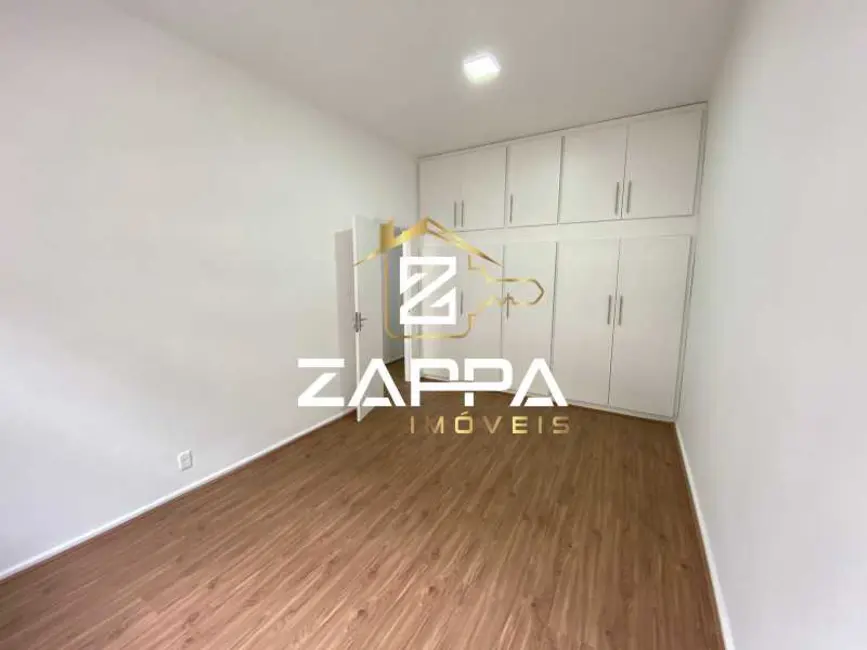 Apartamento com 3 quartos à venda, 123m2 em Rio De Janeiro - RJ - imagem 8 Foto 8 de Apartamento com 3 quartos à venda, 123m2 em Rio De Janeiro - RJ