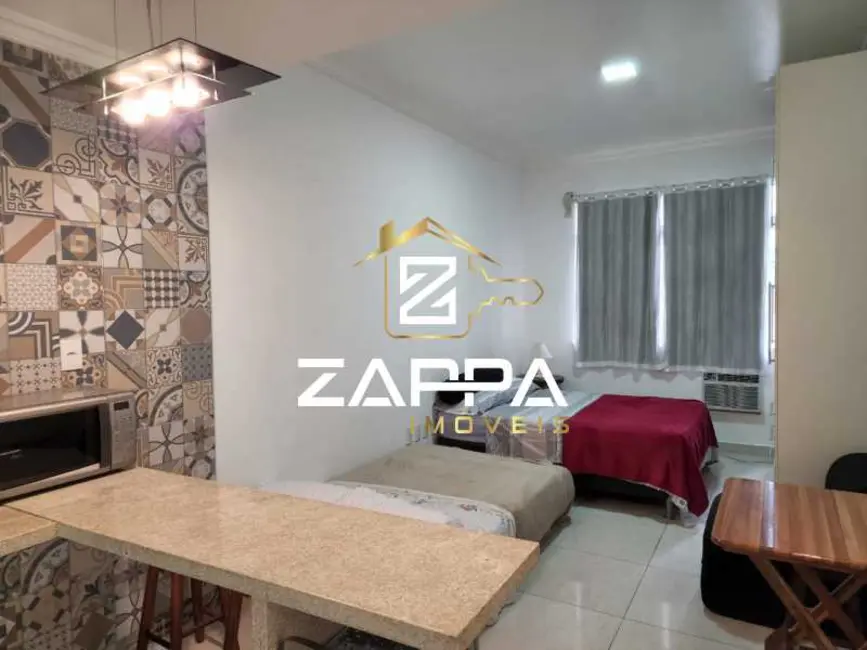 Kitnet com 1 quarto à venda, 24m2 em Rio De Janeiro - RJ - imagem 1 Foto 1 de Kitnet com 1 quarto à venda, 24m2 em Rio De Janeiro - RJ