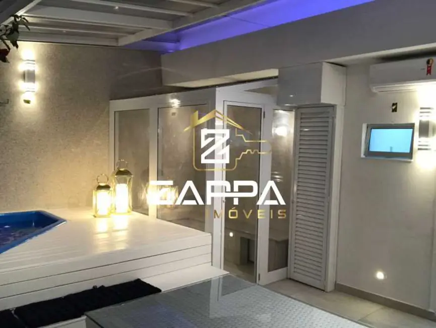 Cobertura com 4 quartos à venda, 250m2 em Rio De Janeiro - RJ - imagem 4 Foto 4 de Cobertura com 4 quartos à venda, 250m2 em Rio De Janeiro - RJ