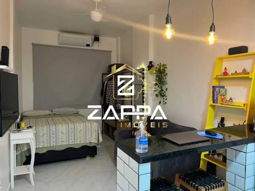Foto 2 de Apartamento com 1 quarto à venda, 30m2 em Rio De Janeiro - RJ