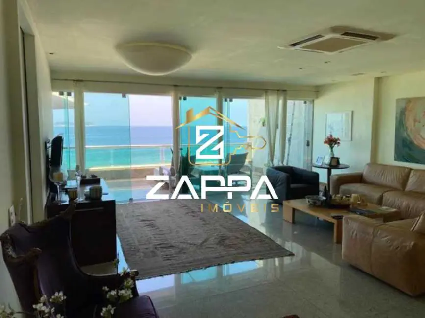 Foto 2 de Cobertura com 3 quartos à venda, 220m2 em Rio De Janeiro - RJ