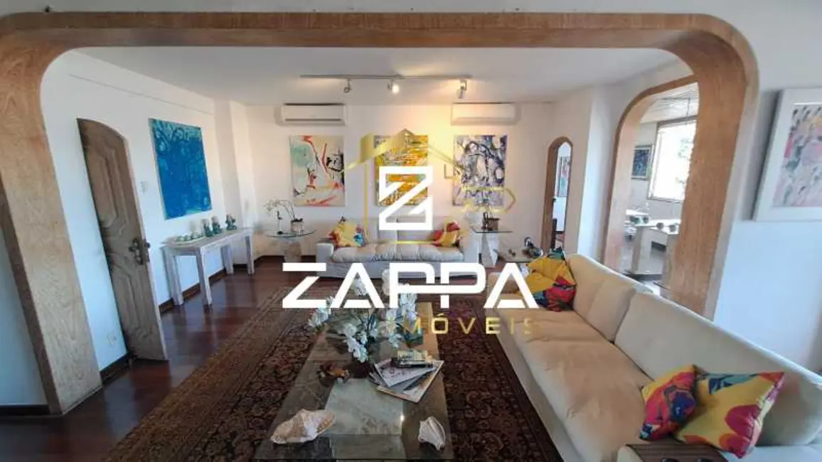 Apartamento com 3 quartos à venda, 250m2 em Rio De Janeiro - RJ - imagem 6 Foto 6 de Apartamento com 3 quartos à venda, 250m2 em Rio De Janeiro - RJ