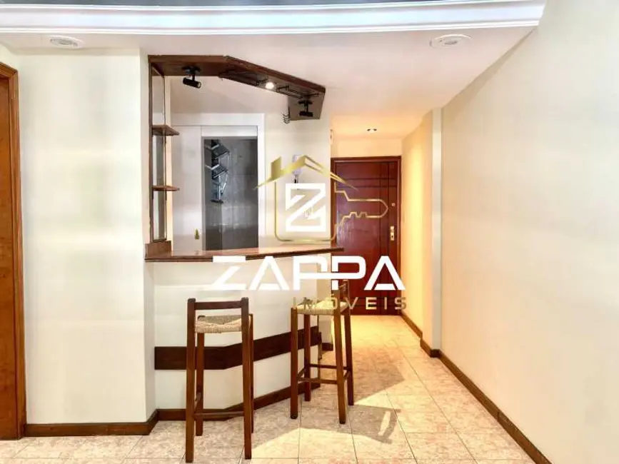 Foto 2 de Apartamento com 1 quarto à venda, 44m2 em Rio De Janeiro - RJ