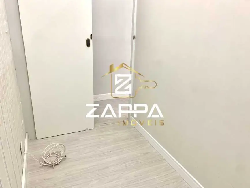 Sala Comercial à venda, 28m2 em Rio De Janeiro - RJ - imagem 7 Foto 7 de Sala Comercial à venda, 28m2 em Rio De Janeiro - RJ