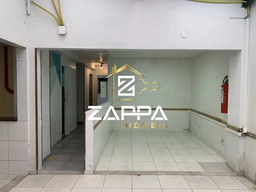 Prédio Inteiro com 12 quartos para alugar, 352m2 em Rio De Janeiro - RJ - imagem 7 Foto 7 de Prédio Inteiro com 12 quartos para alugar, 352m2 em Rio De Janeiro - RJ