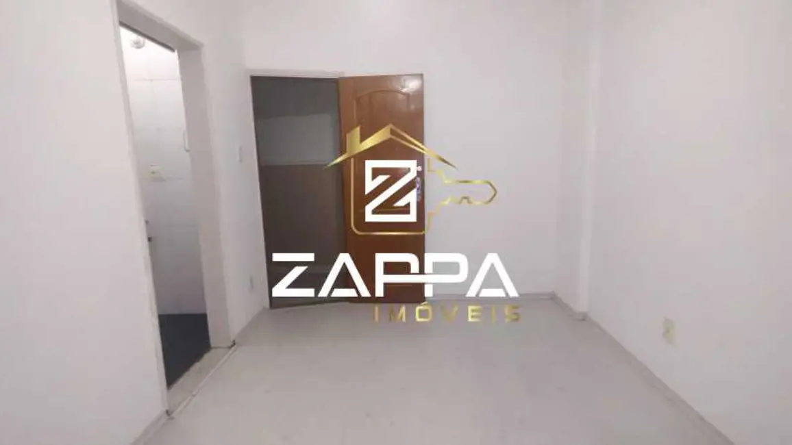 Kitnet com 1 quarto à venda, 28m2 em Rio De Janeiro - RJ - imagem 4 Foto 4 de Kitnet com 1 quarto à venda, 28m2 em Rio De Janeiro - RJ