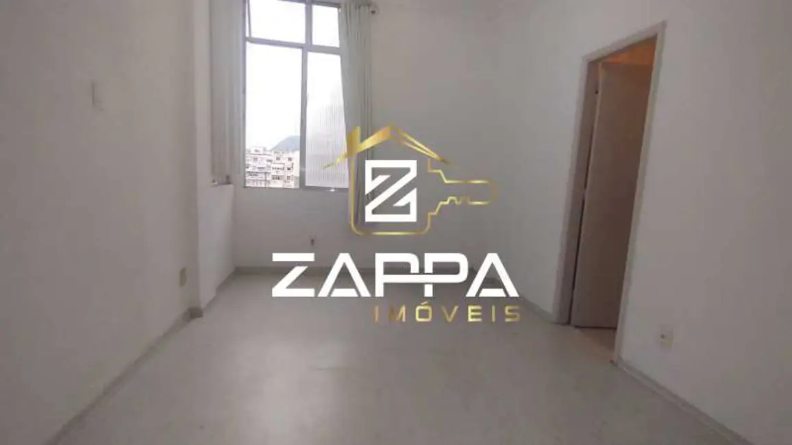 Kitnet com 1 quarto à venda, 28m2 em Rio De Janeiro - RJ - imagem 1 Foto 1 de Kitnet com 1 quarto à venda, 28m2 em Rio De Janeiro - RJ