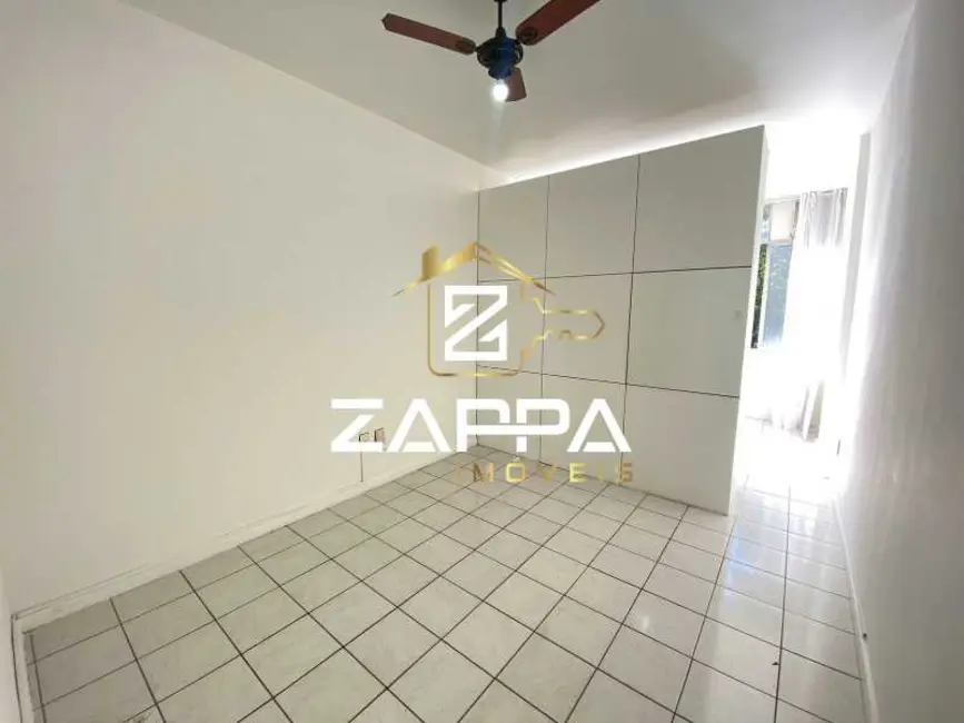 Foto 2 de Apartamento com 1 quarto à venda, 40m2 em Rio De Janeiro - RJ