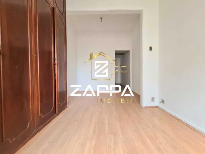 Foto 2 de Kitnet com 1 quarto à venda, 33m2 em Rio De Janeiro - RJ