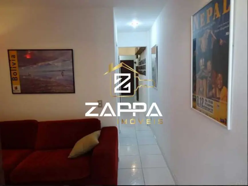 Kitnet com 1 quarto à venda, 50m2 em Rio De Janeiro - RJ - imagem 7 Foto 7 de Kitnet com 1 quarto à venda, 50m2 em Rio De Janeiro - RJ